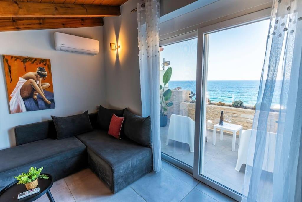 Zefyros Suite , Seafront Retreat ! Πάνορμος Εξωτερικό φωτογραφία