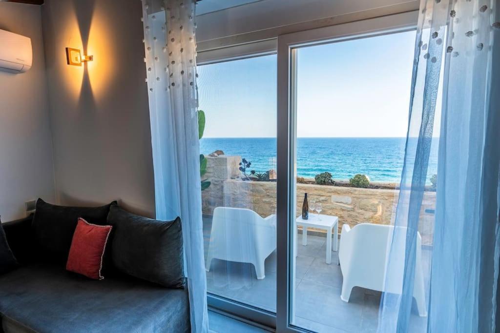 Zefyros Suite , Seafront Retreat ! Πάνορμος Εξωτερικό φωτογραφία